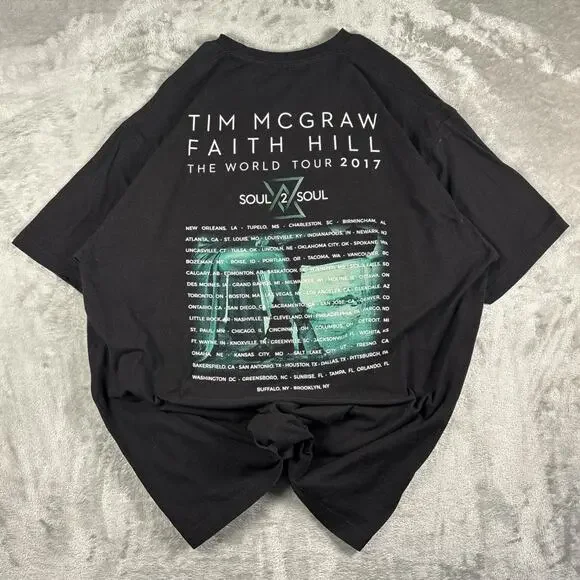 Tim McGraw Faith Hill The World Tour 2017 T-Shirt Size XXL - Picture 2 of 8